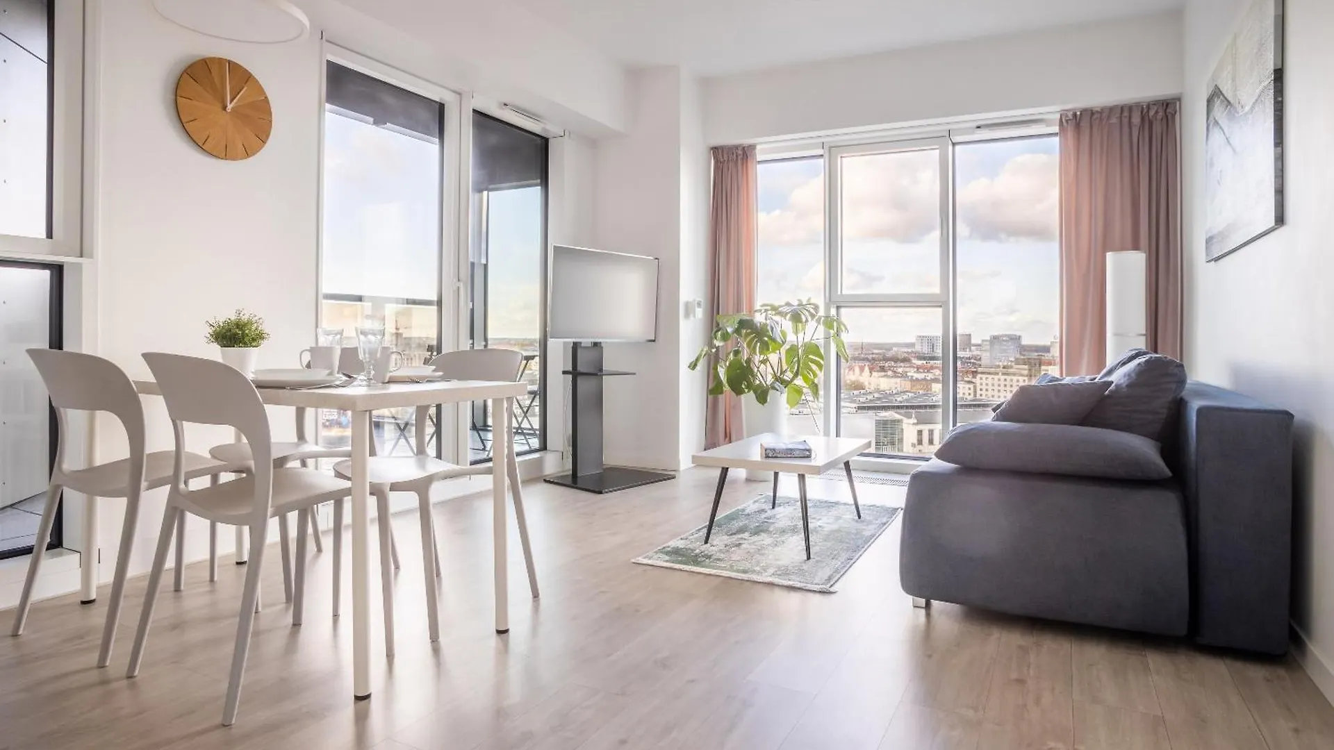 Apartamenty Towarowa Poznań 0*,  Polska